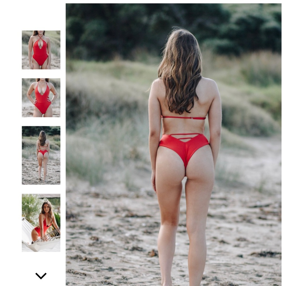 Red one piece bikini - Picture 4 of 7